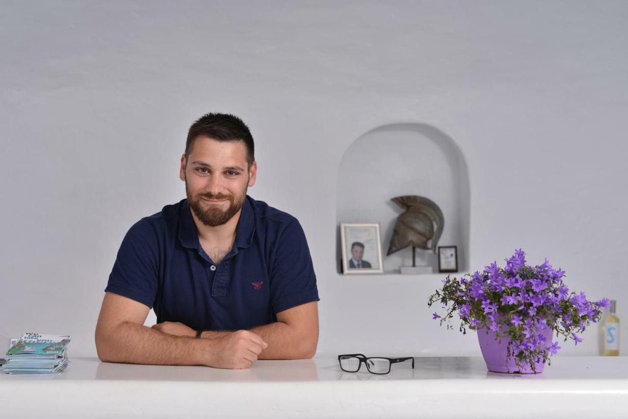 Alexandros Village Hotel Adamantas (Milos)